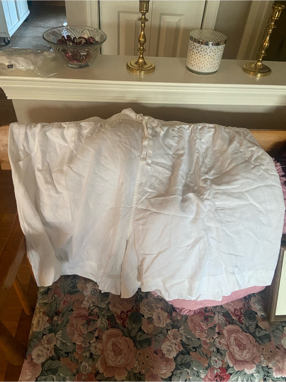 White Elastic Waist Cotton Shorts by Cynthia Rowley